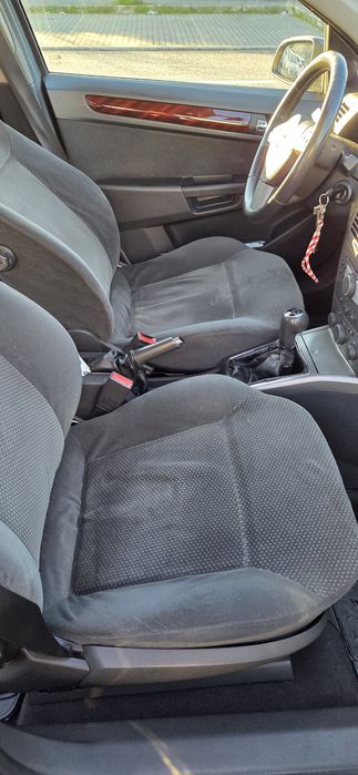 Opel Astra H 1.4.   249500klm