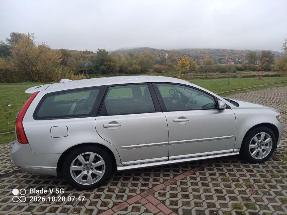 Volvo v50 2.0 benzyna z LPG r-design