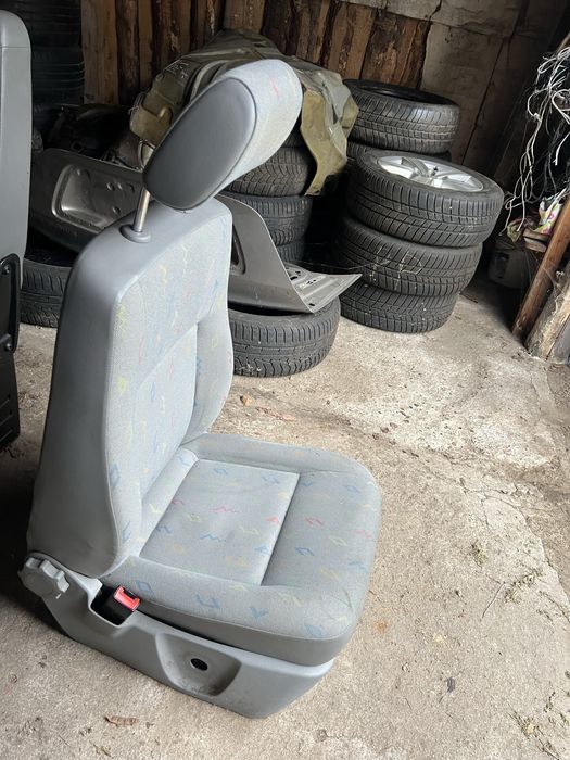 Siedzenia przód vw t5 transporter