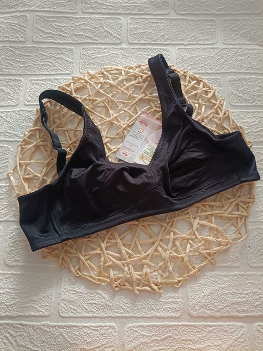 Biustonosz miękki bez fiszbin do karmienia Anita rozmiar 85 B nowy