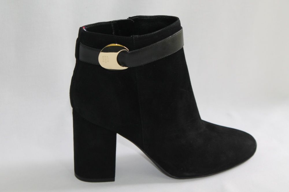 Демісезонні TOMMY HILFIGER Carlyle-US-9,5-EUR-40-40,5-устіл-26-26,5см