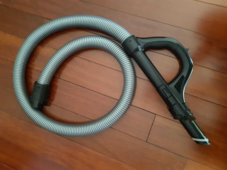 Aspirador com saco ROWENTAA X-Trem power RO6850