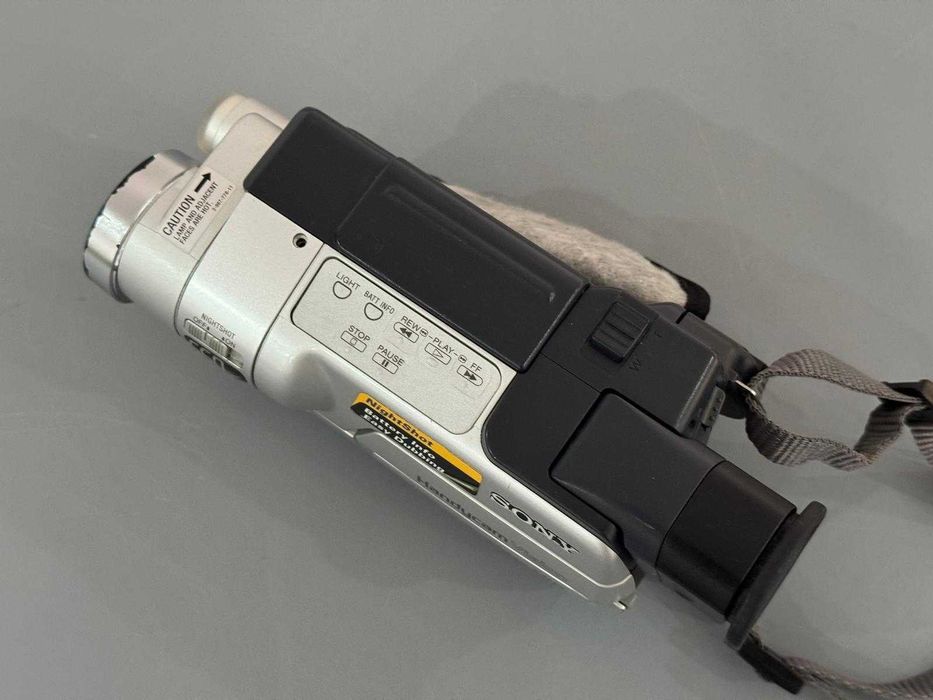 Kamera Video8 Hi8 Handycam Sony CCD-TRV218E