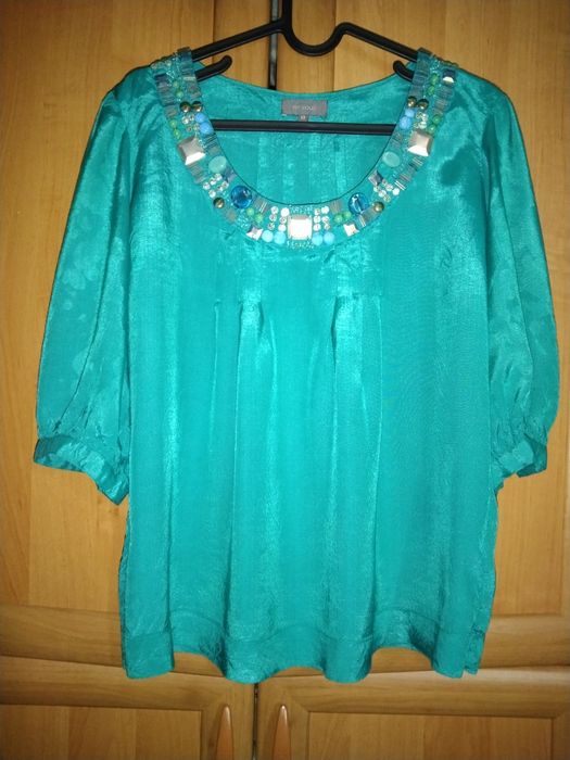 Bluzka na okazje. Nowa. Rozmiar: L- XL.