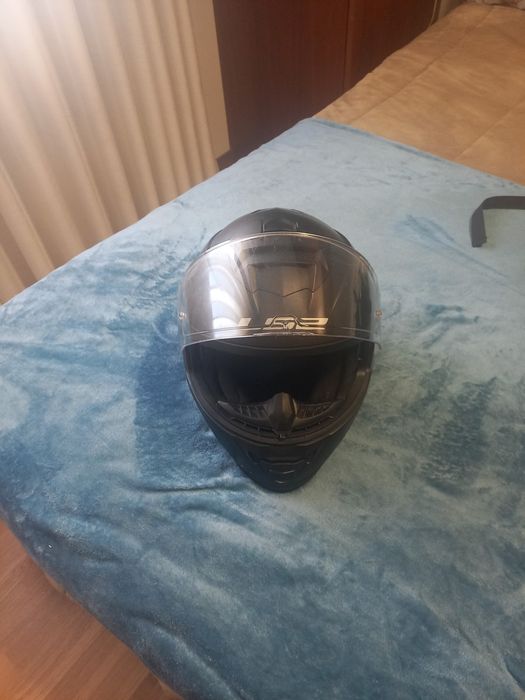 Capacete       ..