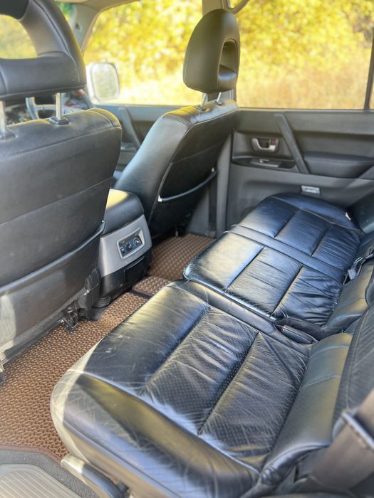 Продам Mitsubishi Pajero Wagon
