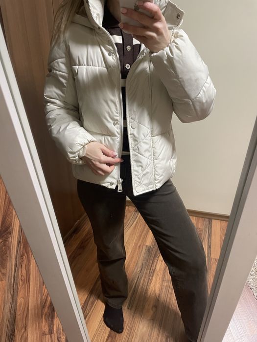 Класна тепла куртка Reserved S