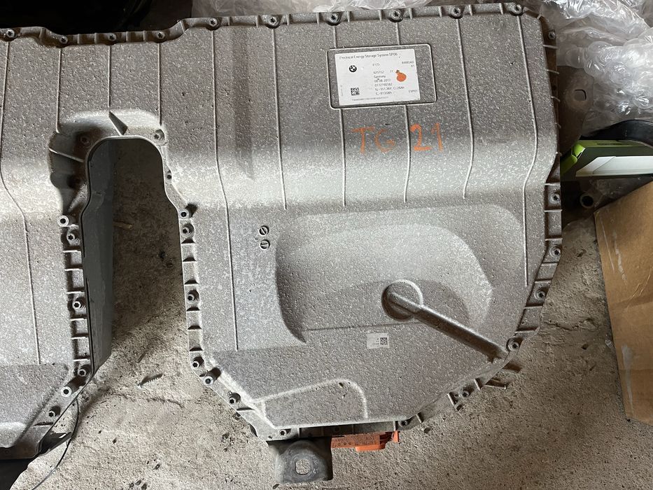 G30 гибрид батарея 530e hybrid