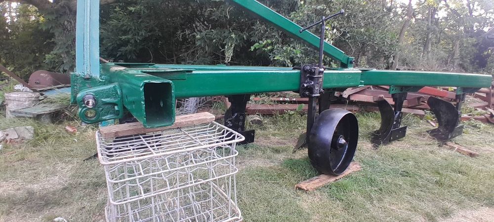 Плуг ПЛН 5-35 після реставрації