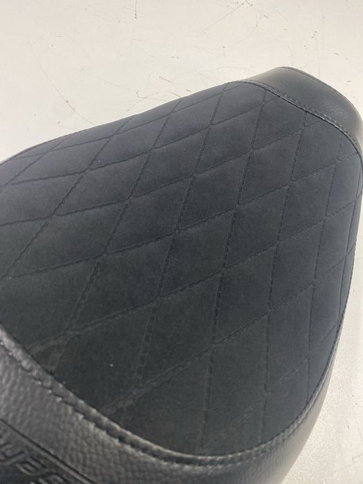 Hyosung GV 125 Aquila 22+ Przednie Siedzenie Przód Nowe B220