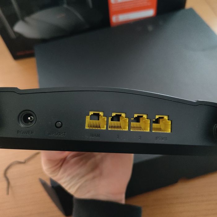Tenda AX3000 Dual Band Gigabit Wi-Fi 6 Router, Model RX9 Pro