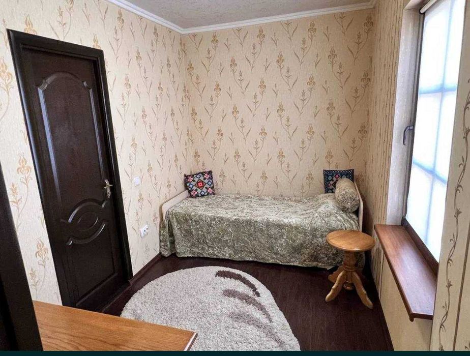 Продається будинок в центрі Старого міста