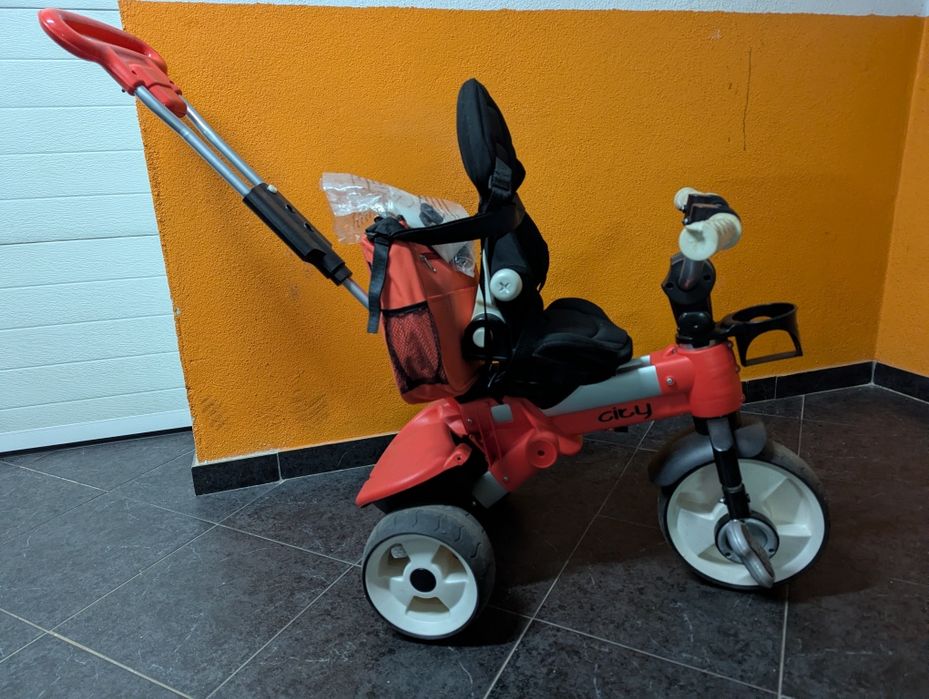 Triciclo city e mala