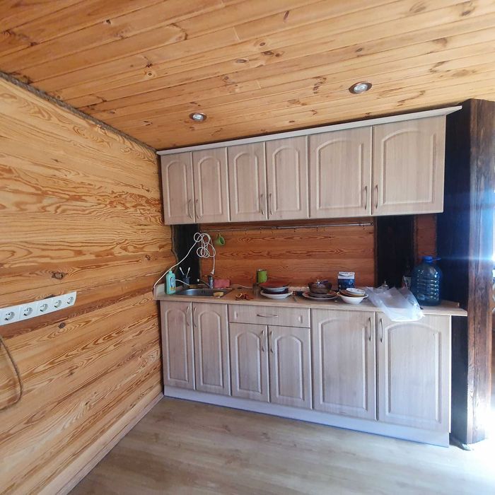 Компактний будинок-гараж в р-ні площі 700-річчя (C)