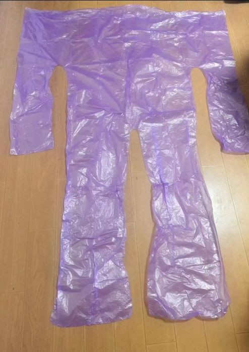 Folia ochronna w kształcie ciała do akupresury i innych zabiegów higie