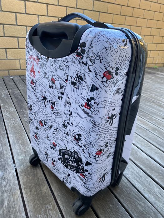 Mala de cabine rígida Mickey Mouse, Disneyland Paris
