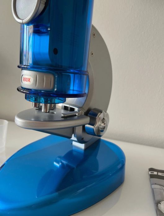 Microscópio Toys U rus