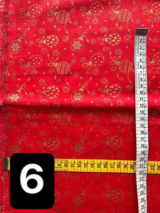 Tecidos Natal; 100% algodão; largura 1,40m; 5,90€/m de comprimento