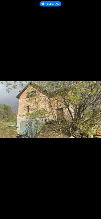 Продаж будинку з двома ділянками