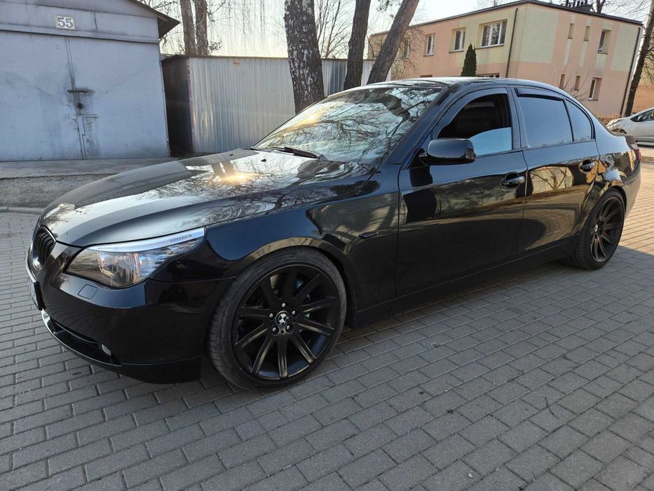 BMW E60 545i 2005r