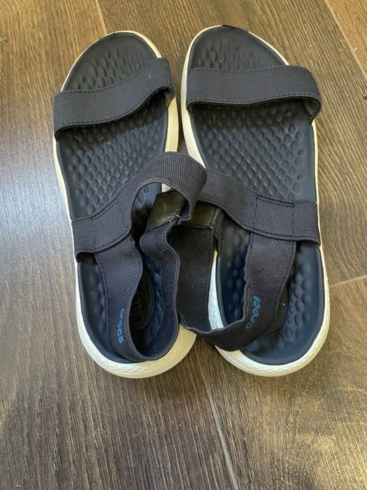 Босоніжки сандалі crocs