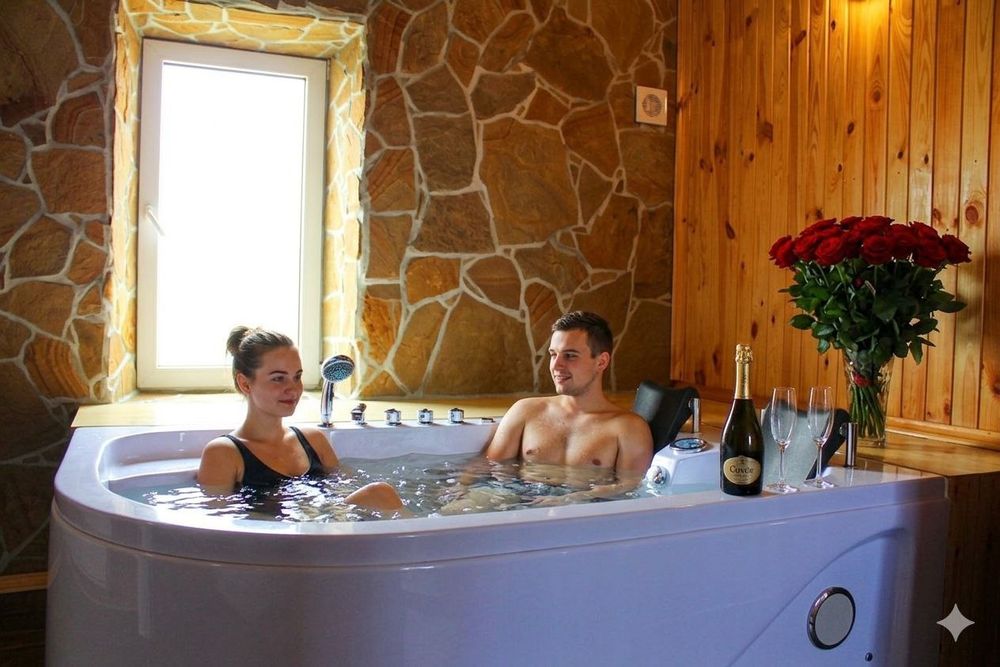 Апартаменты с джакузи. Поселок Котовского. Одесса.