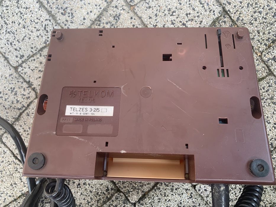 Telefon stacjonarny