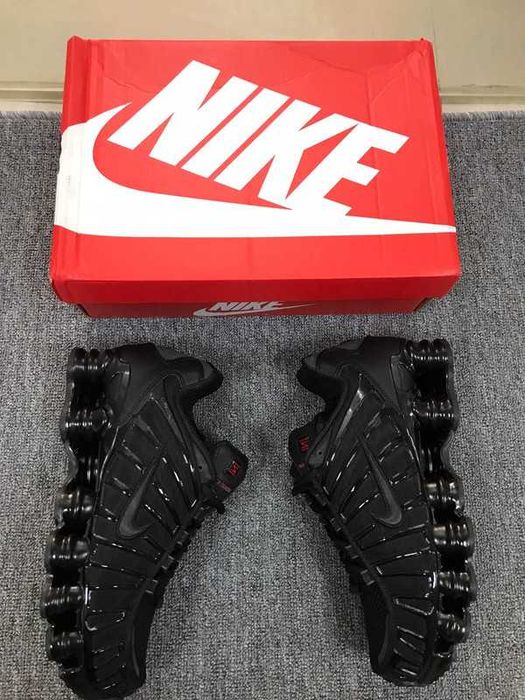 Nike Shox TL Czarny r.38