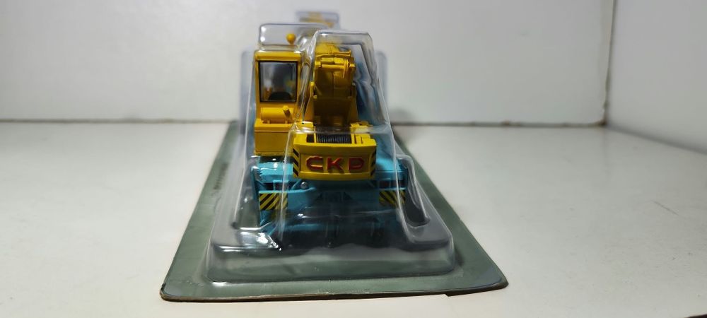 Model ciężarówka dźwig Tatra 813 1:43 Deagostini Kultowe Ciężarówki Prl Okazja