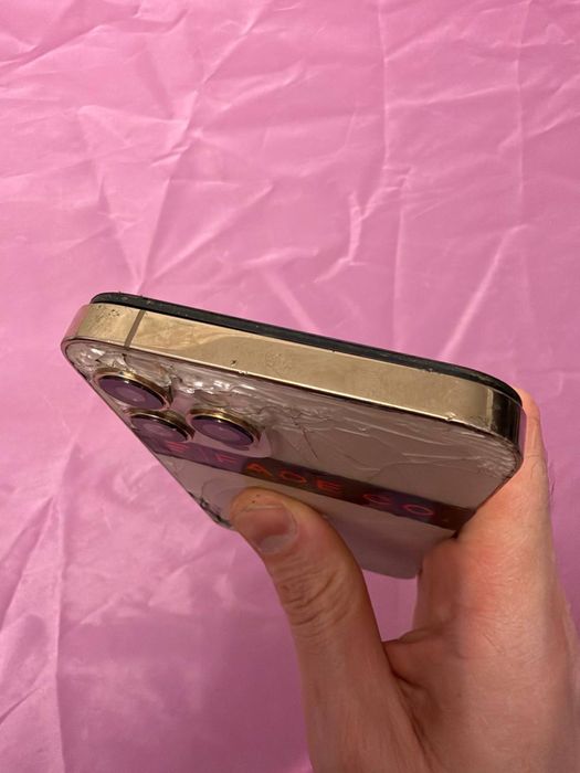iPhone 12 Pro Max під ремонт