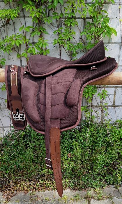 NOWE Siodło rajdowe syntetyczne bezterlicowe typu freemax