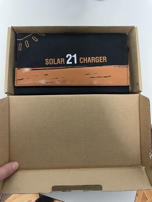 Солнечная панель для зарядки телефонов планшетов и пауэрбанков