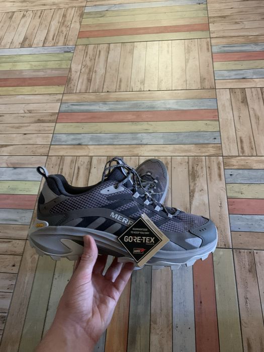 кросівки merrell