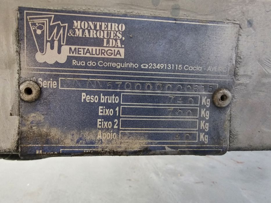 Vendo atrelado com documentos