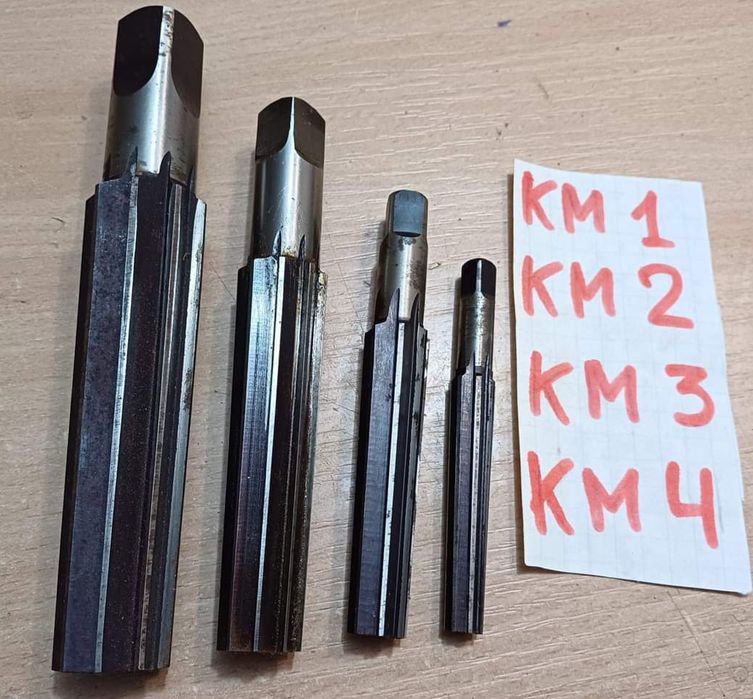 НАБОР перехідних токарних втулок  Морзе 4-1 4шт