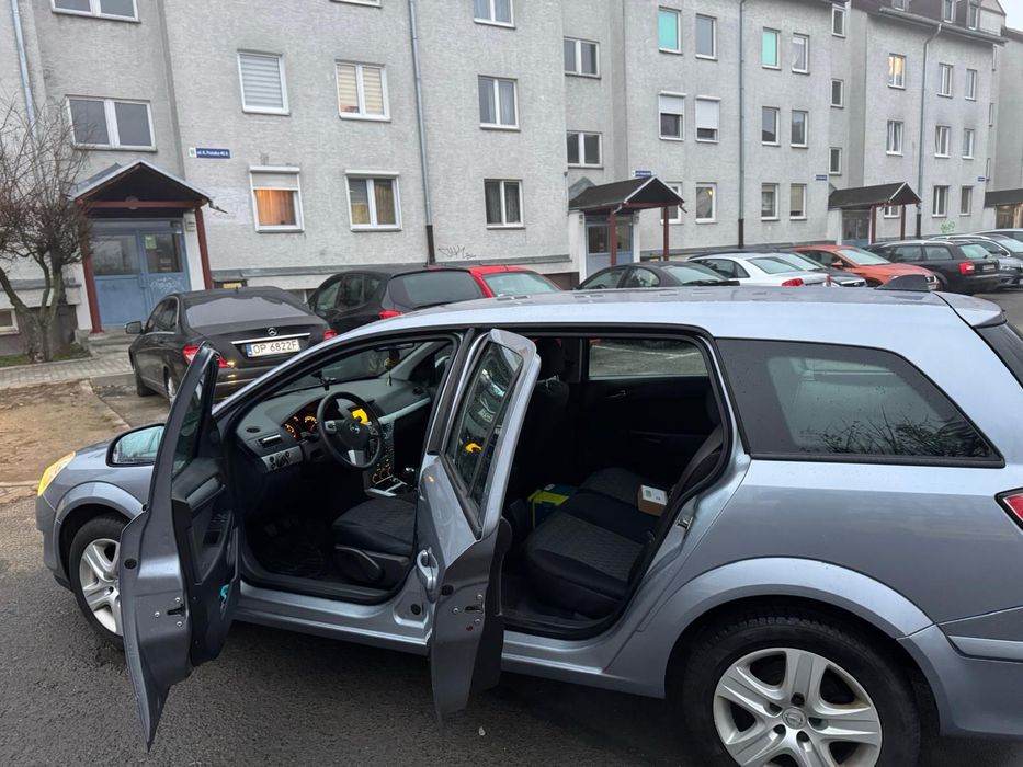 Opel Astra H 1.7cdti