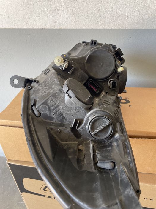Farol Direito Renault Clio 2019