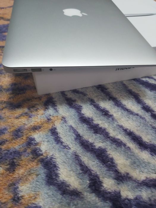 MacBook Air Mid 13
