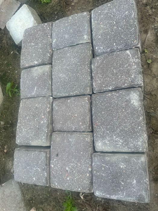 Kostka brukowa z rozbiórki