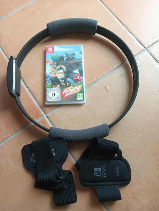 Nintendo Switch com acessórios e jogos