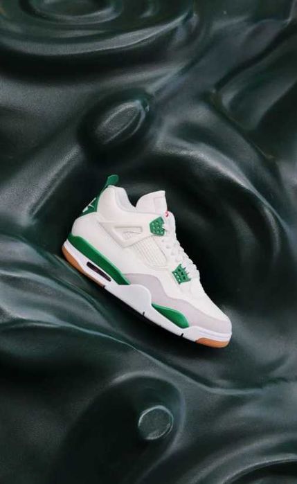 Jordan Air Jordan 4 Retro Green Thunder.43