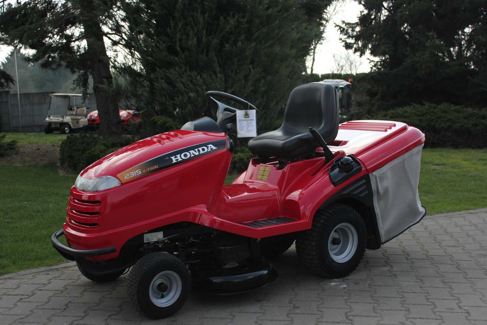 Honda 2315 V2 TRAKTOREK Kosiarka