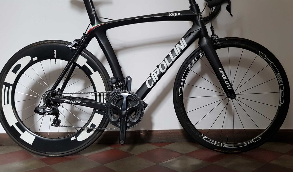 Rower szosowy Cipollini Logos.