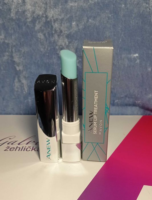 Serum do ust Luxe
