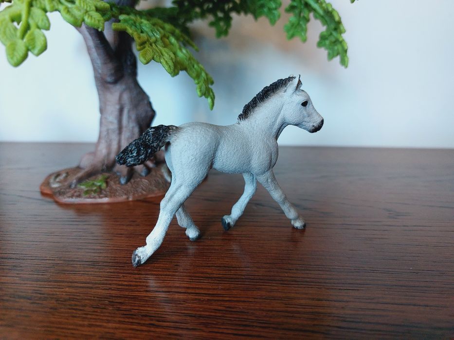 Źrebak schleich figurka
