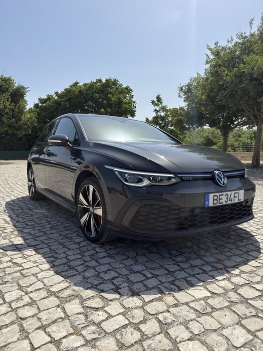 VW Golf GTE- Hybrid Plug-in (50km autonomia real)