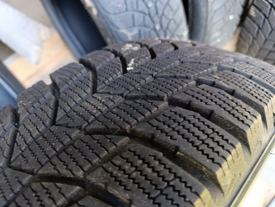 Зимние шины 225/65 R17 Yokohama G075 Triangle PL01