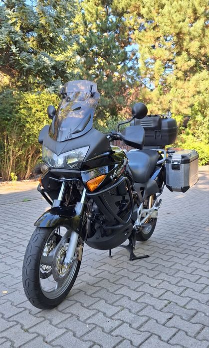 Honda XL 1000 Varadero 2003r. SD02 wtrysk  6biegów super stan