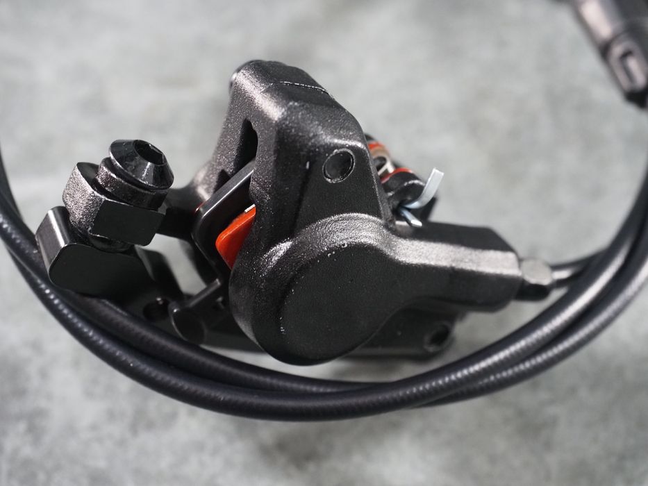 NOWY hamulec tarczowy hydrauliczny przód 95cm jak MT200