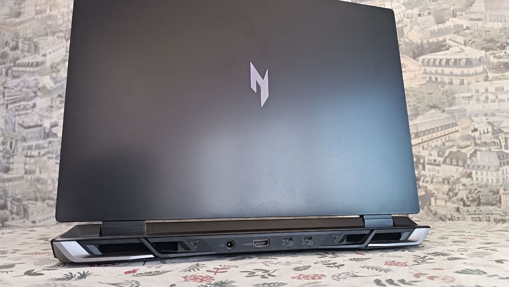 Acer Nitro 16 /Ryzen 9 8945HS /RTX 4060 /16GB /512GB /16” WQXGA 165Hz